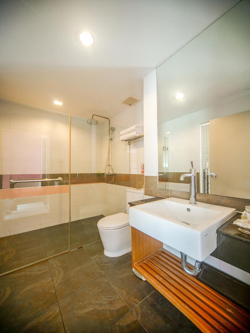 I Dee Hotel Patong Exterior foto